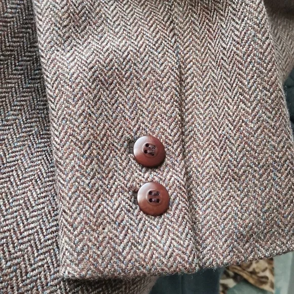 TAHARI BLAZER - Picture 7 of 9